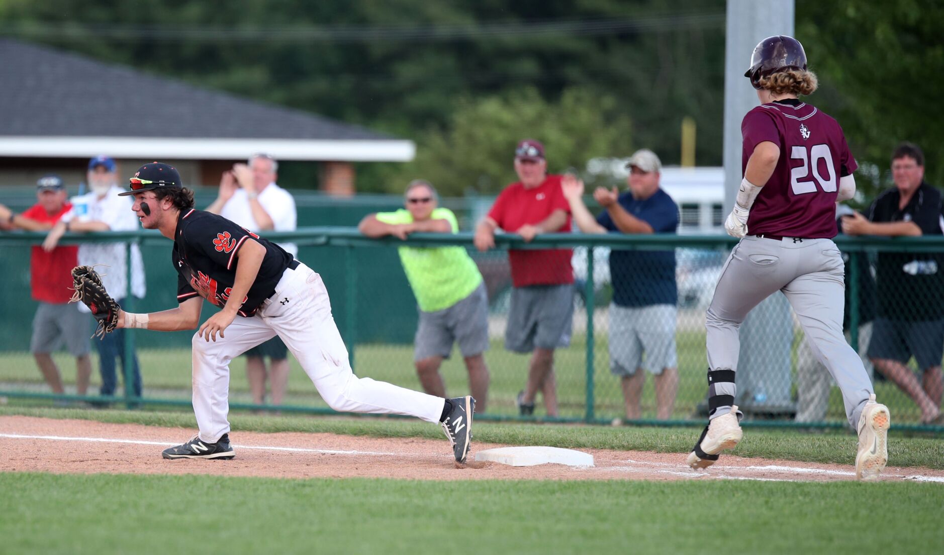 Edwardsville 6, Belleville West 5